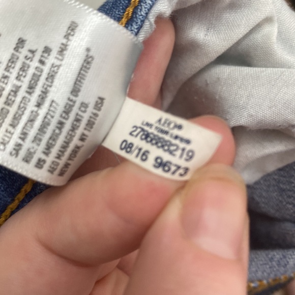 American Eagle Super Low Rise Distressed Patchwork Jegging Size 18 Short - Picture 13 of 15